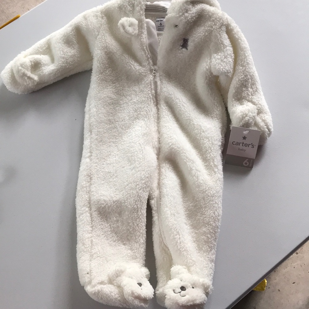 NWT gender neutral baby snowsuit size 6 mo
